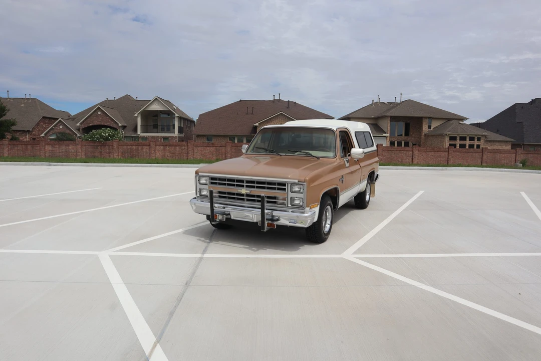 1986 Chevrolet C/K 3rd Gen - Image 2 of 31