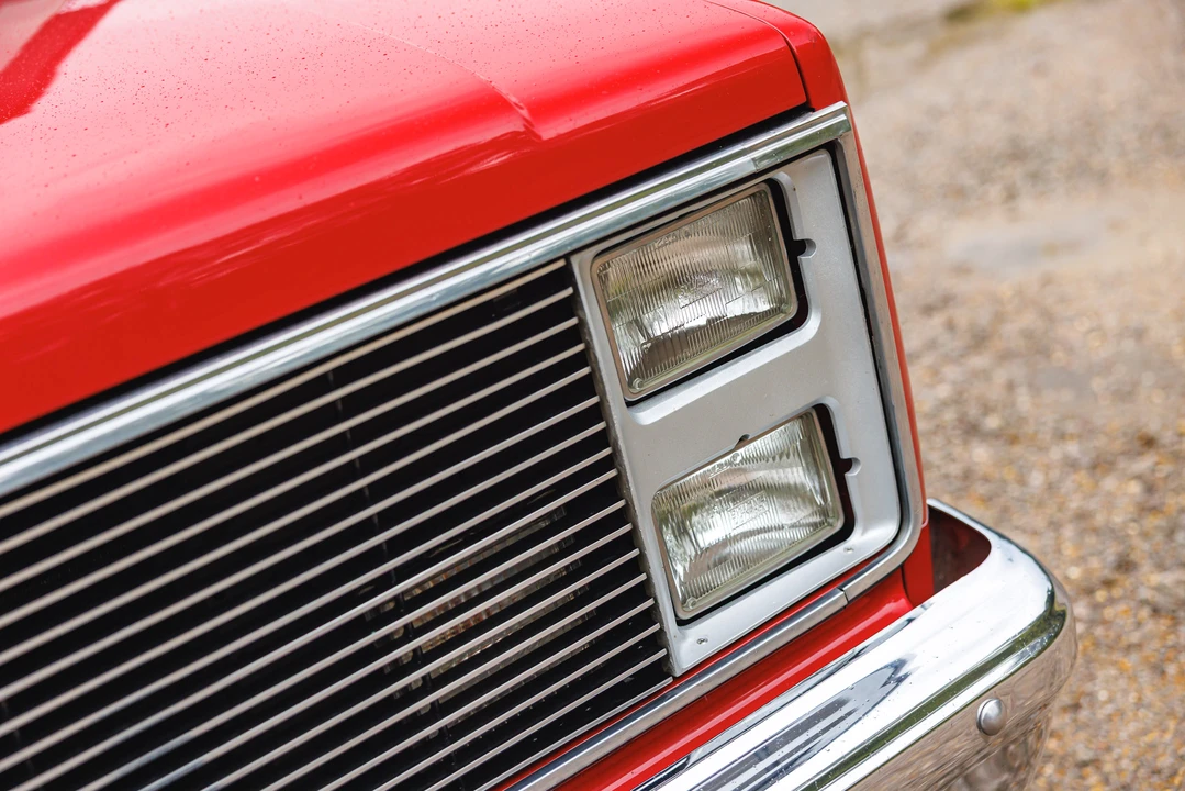 1986 Chevrolet Silverado - Image 11 of 31
