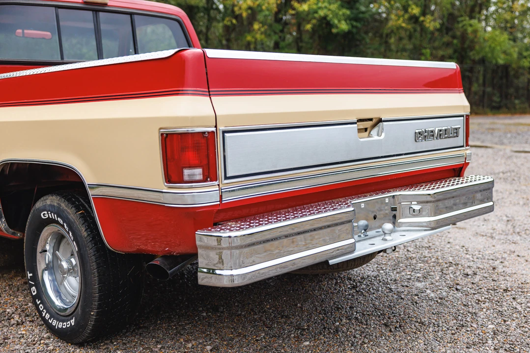 1986 Chevrolet Silverado - Image 27 of 31