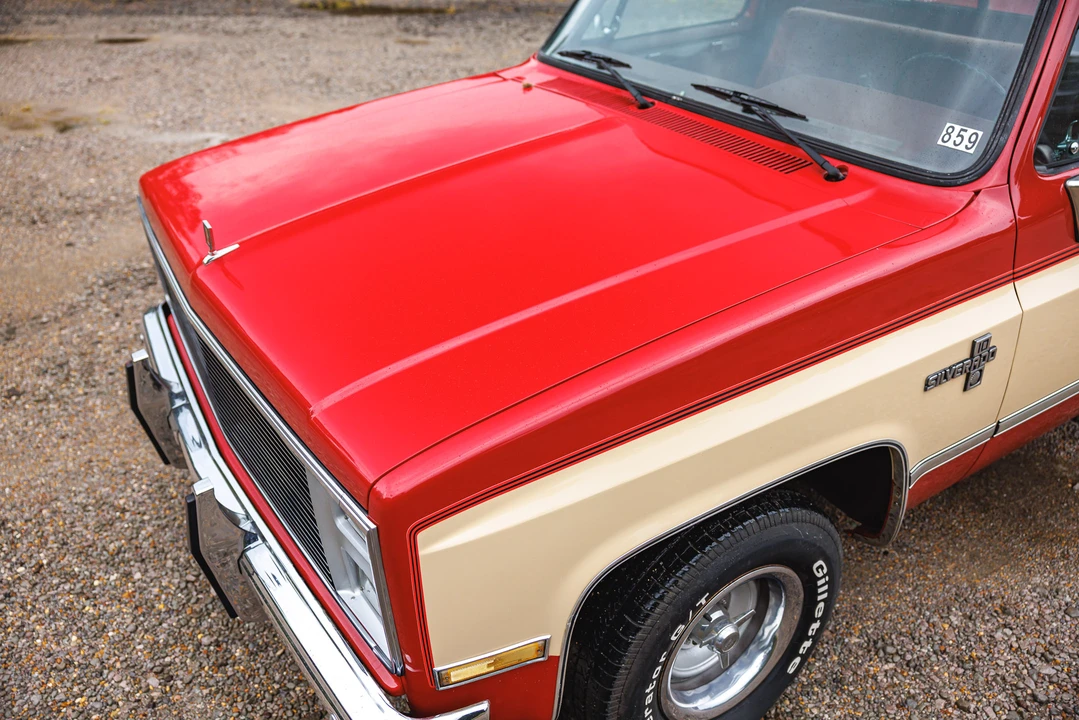 1986 Chevrolet Silverado - Image 17 of 31