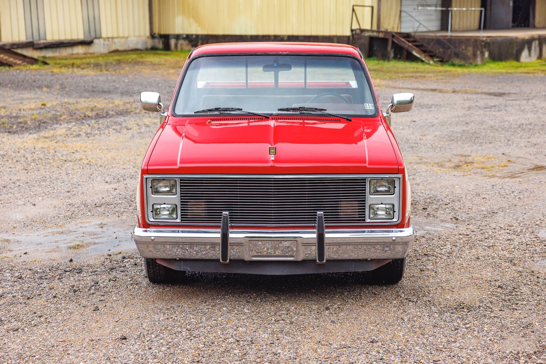 1986 Chevrolet Silverado - Image 6 of 31
