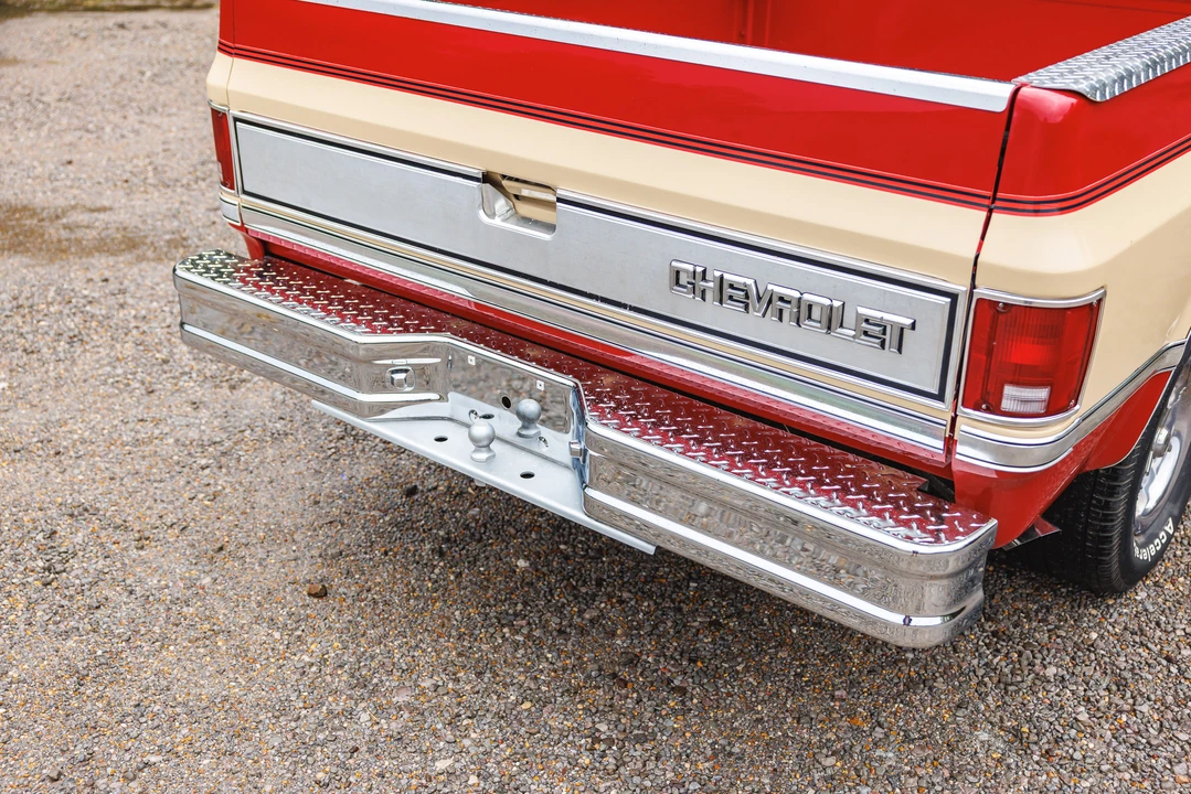 1986 Chevrolet Silverado - Image 29 of 31