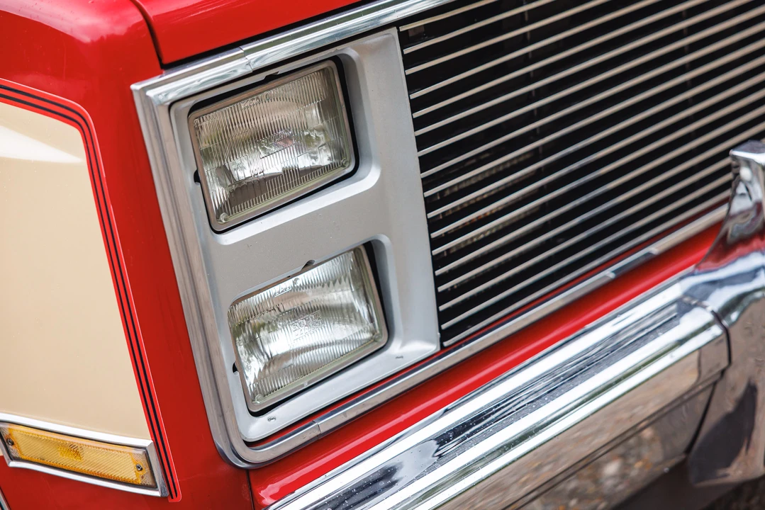 1986 Chevrolet Silverado - Image 9 of 31