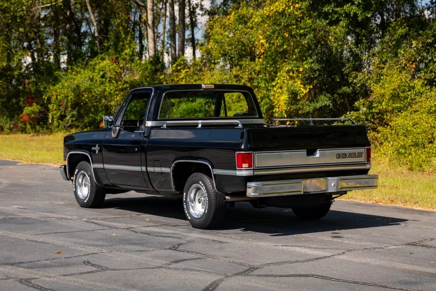 1986 Chevrolet C/K 3rd Gen - Image 19 of 31