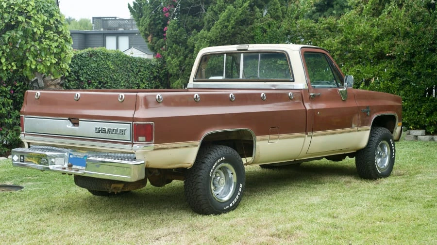1986 Chevrolet C/K 3rd Gen - Image 2 of 31
