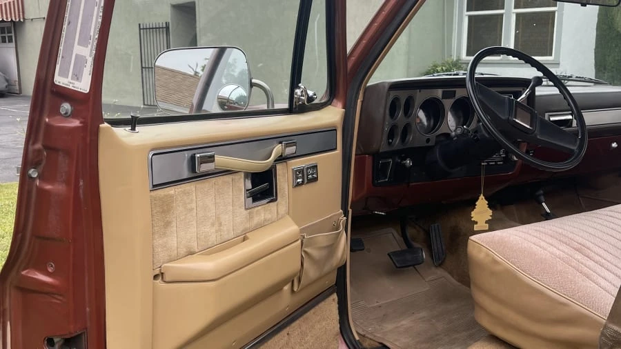 1986 Chevrolet C/K 3rd Gen - Image 12 of 31