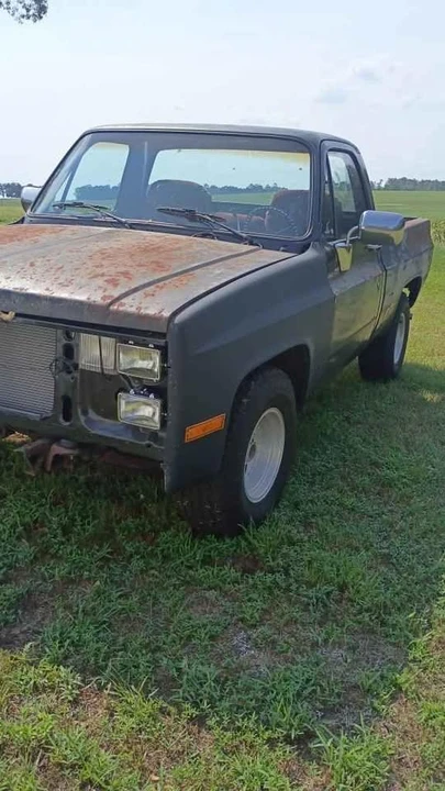 1986 Chevrolet C/K 3rd Gen - Image 2 of 18