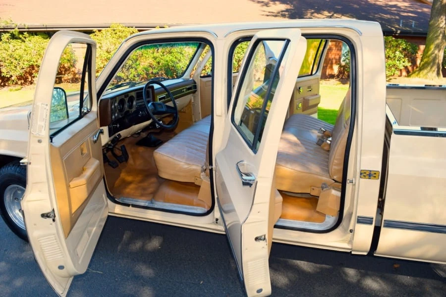 1986 Chevrolet C/K 3rd Gen - Image 6 of 12