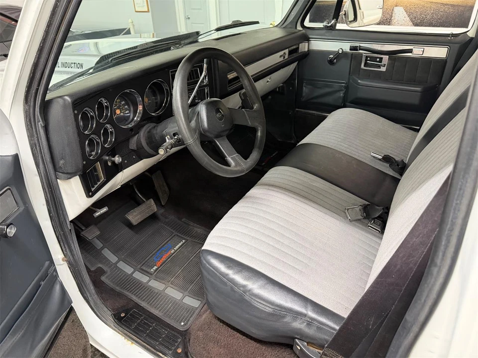 1986 Chevrolet C/K 3rd Gen - Image 16 of 31