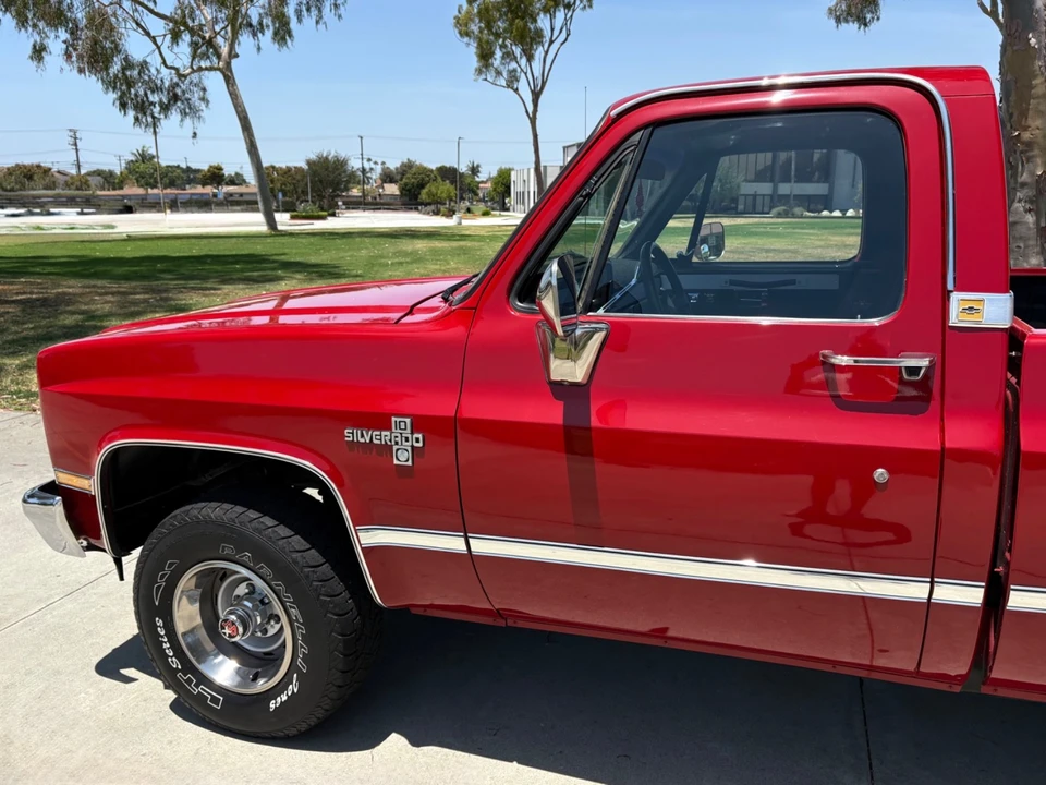 1986 Chevrolet C/K 3rd Gen - Image 10 of 31