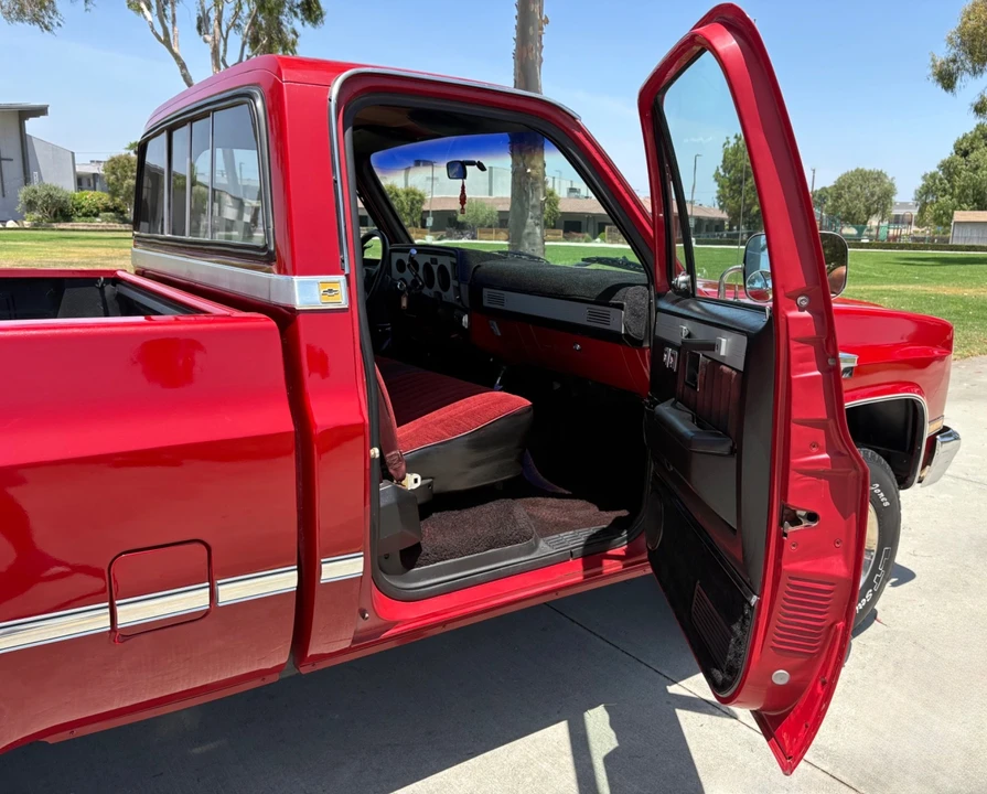 1986 Chevrolet C/K 3rd Gen - Image 20 of 31