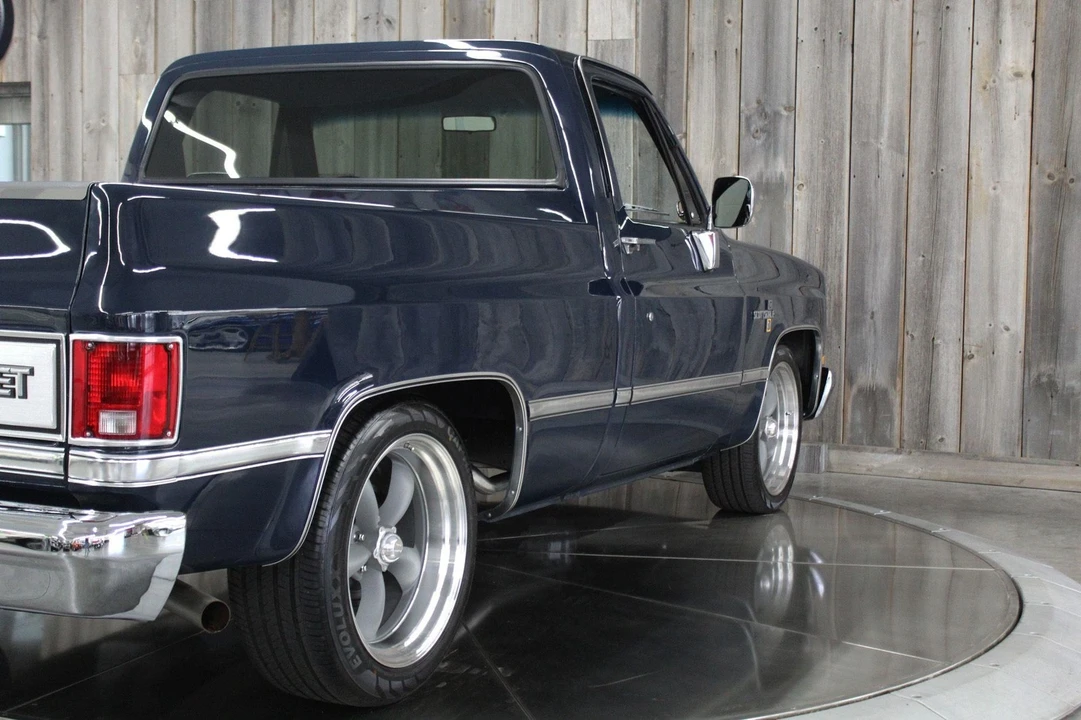 1986 Chevrolet C/K 3rd Gen - Image 13 of 21