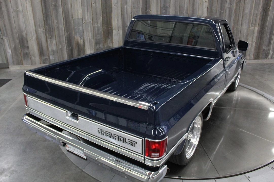 1986 Chevrolet C/K 3rd Gen - Image 17 of 21