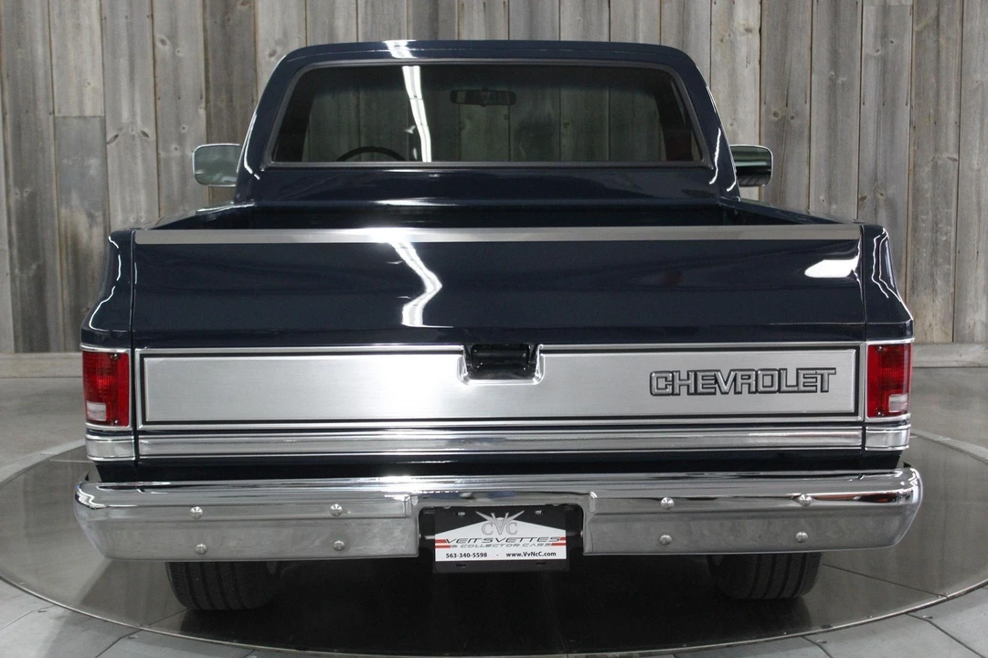 1986 Chevrolet C/K 3rd Gen - Image 9 of 21