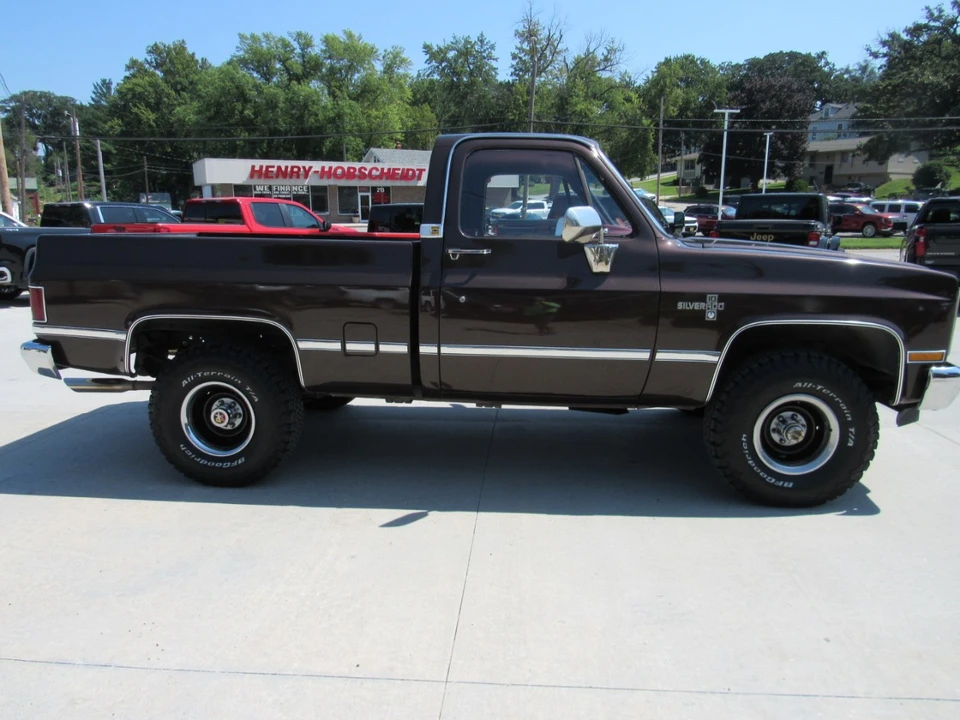 1986 Chevrolet C/K 3rd Gen - Image 7 of 12