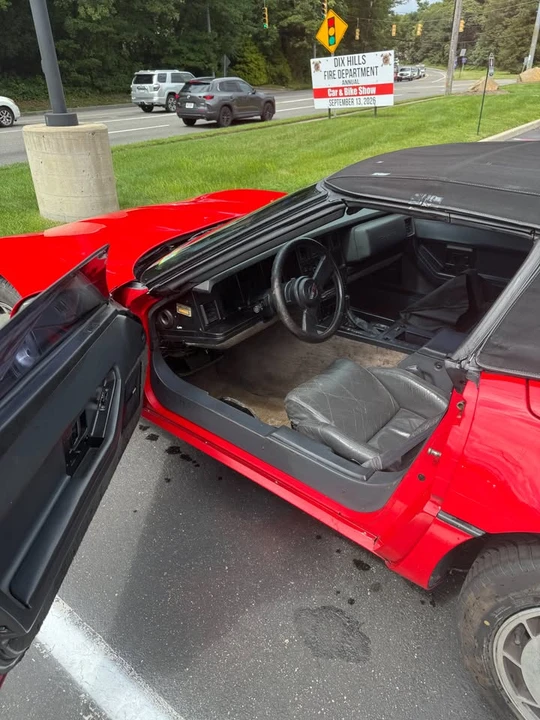 1986 Chevrolet Corvette C4 - Image 8 of 12