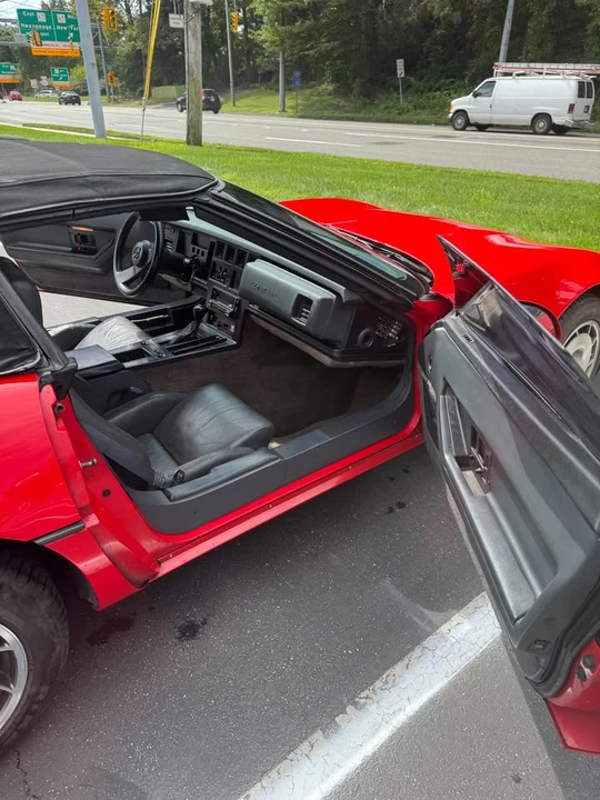 1986 Chevrolet Corvette C4 - Image 9 of 12
