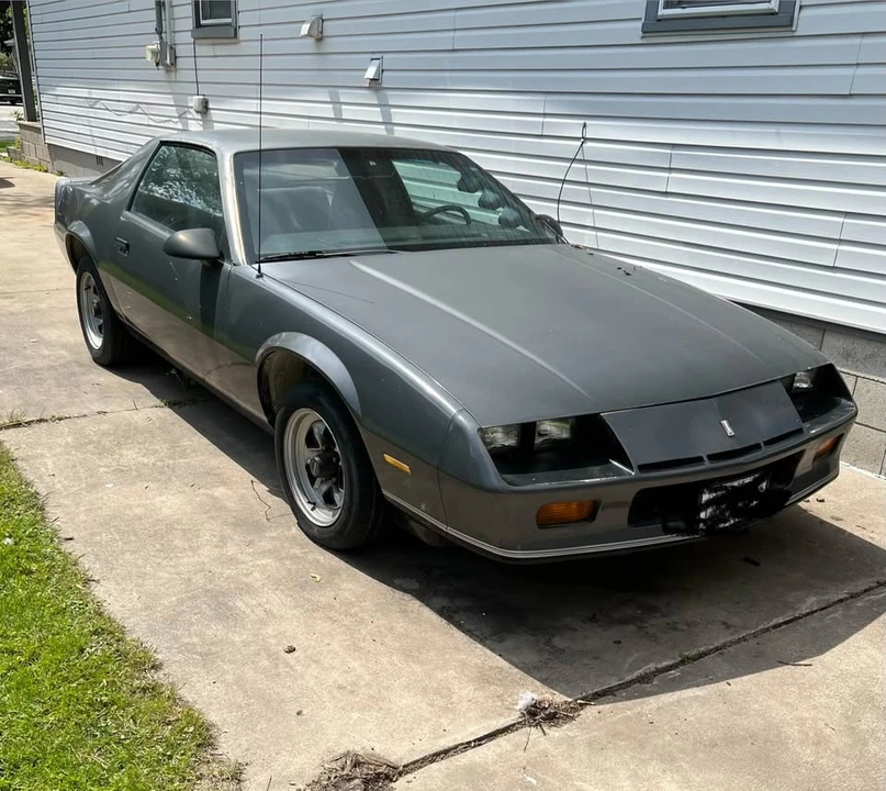 1986 Chevrolet Camaro 3rd Gen - Image 3 of 10