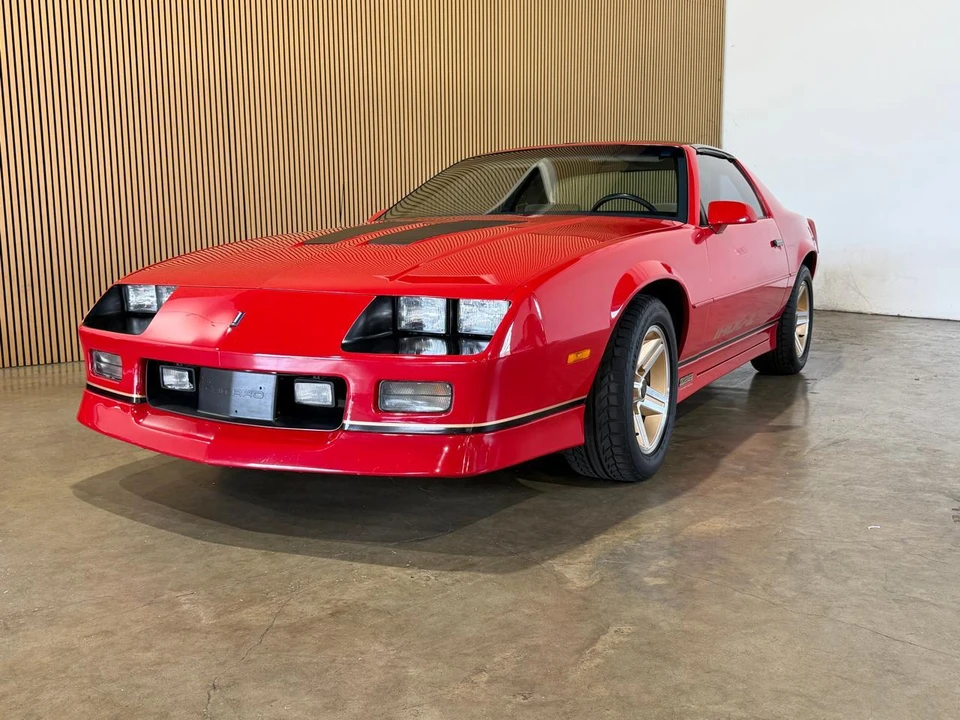 1986 Chevrolet Camaro 3rd Gen - Image 2 of 31