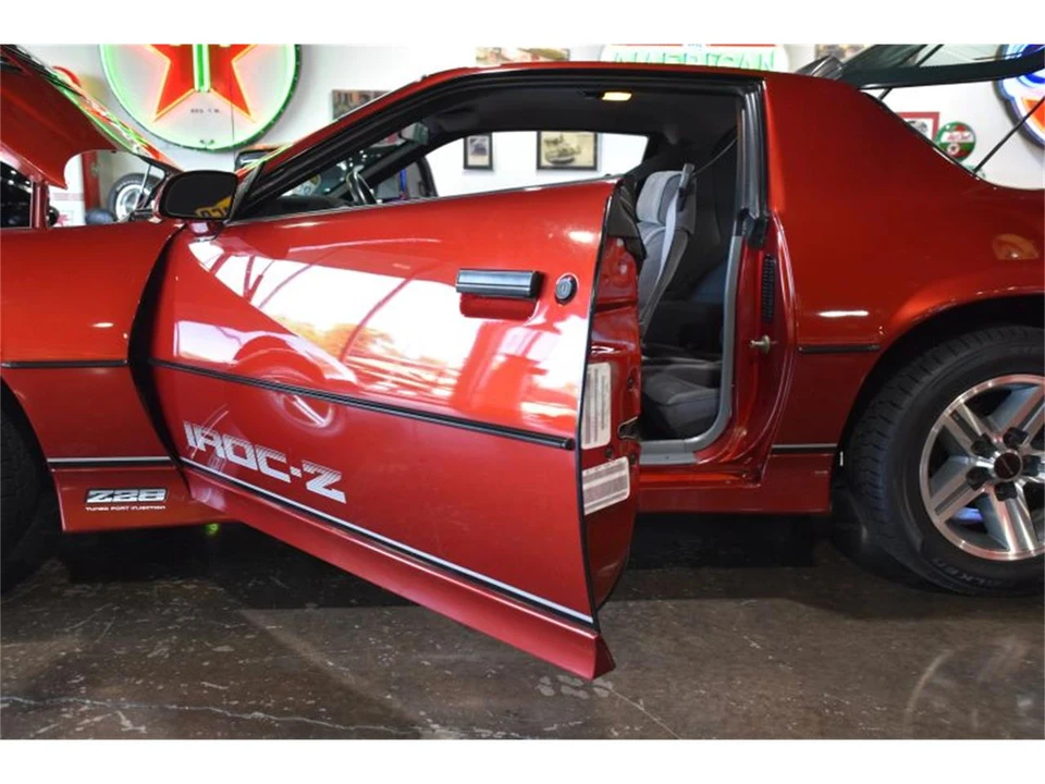 1986 Chevrolet Camaro 3rd Gen - Image 23 of 31