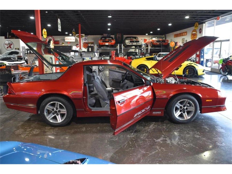 1986 Chevrolet Camaro 3rd Gen - Image 17 of 31