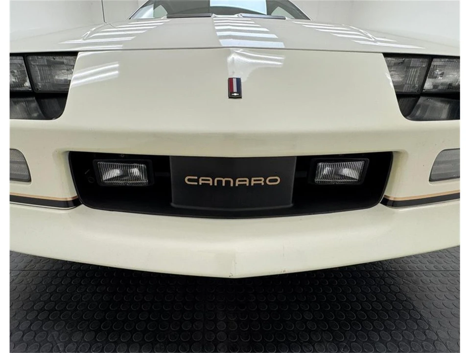1986 Chevrolet Camaro 3rd Gen - Image 9 of 31