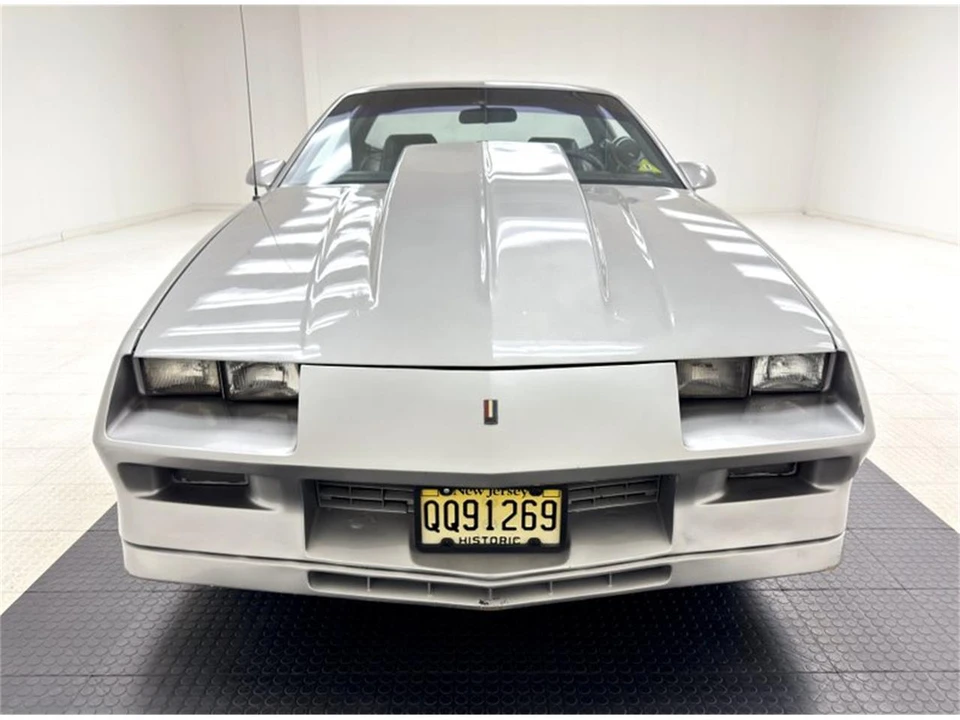1986 Chevrolet Camaro 3rd Gen - Image 8 of 31