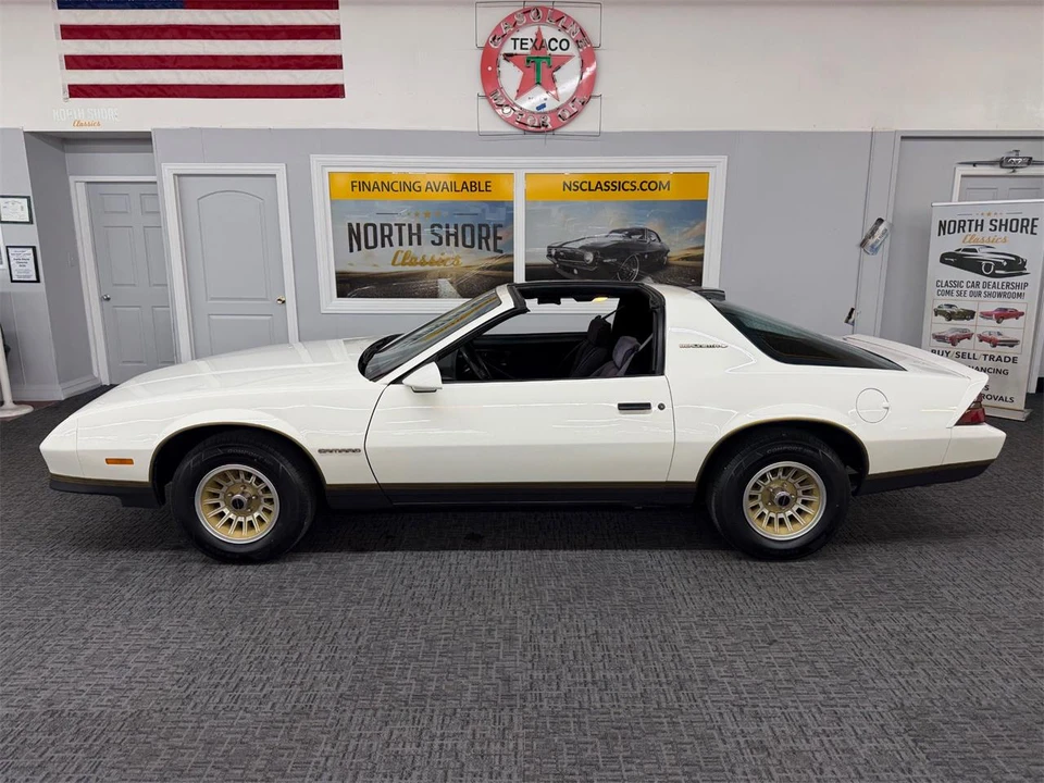 1986 Chevrolet Camaro 3rd Gen - Image 24 of 31
