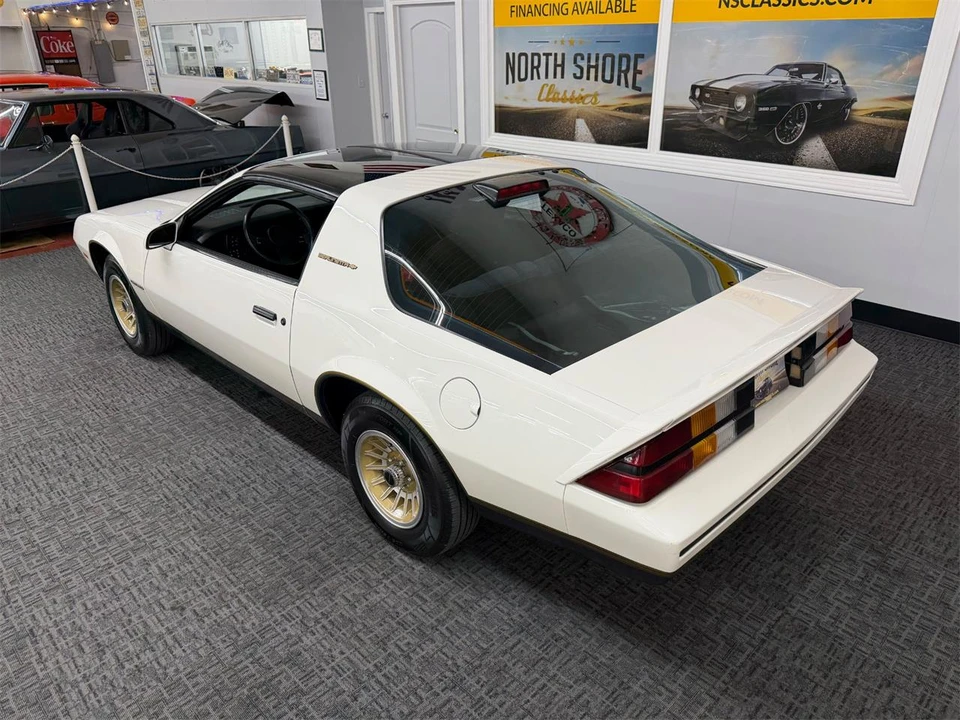 1986 Chevrolet Camaro 3rd Gen - Image 3 of 31