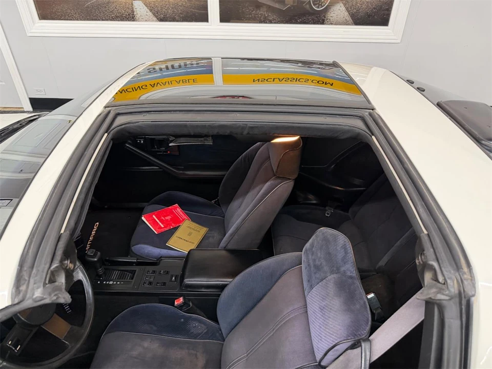 1986 Chevrolet Camaro 3rd Gen - Image 25 of 31
