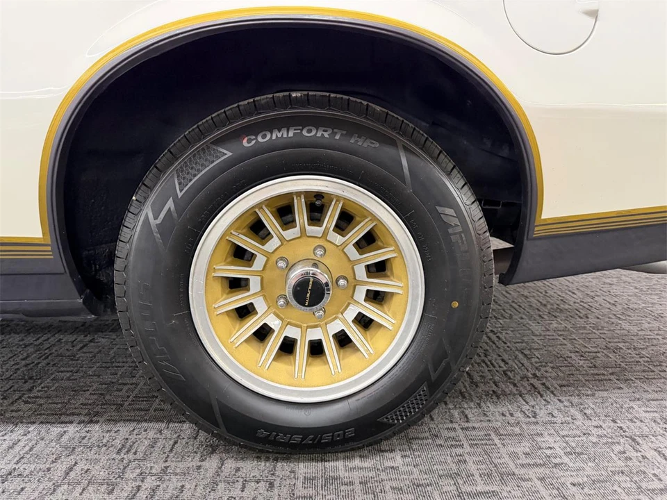 1986 Chevrolet Camaro 3rd Gen - Image 23 of 31