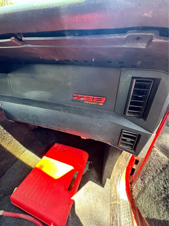1986 Chevrolet Camaro 3rd Gen - Image 6 of 9