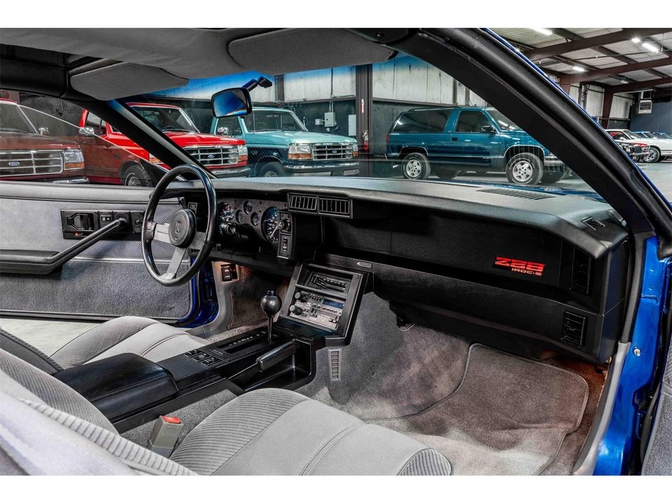 1986 Chevrolet Camaro IROC-Z & Z28 3rd Gen - Image 17 of 24