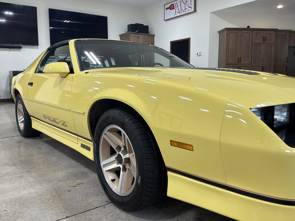 1986 Chevrolet Camaro IROC-Z & Z28 3rd Gen - Image 5 of 31