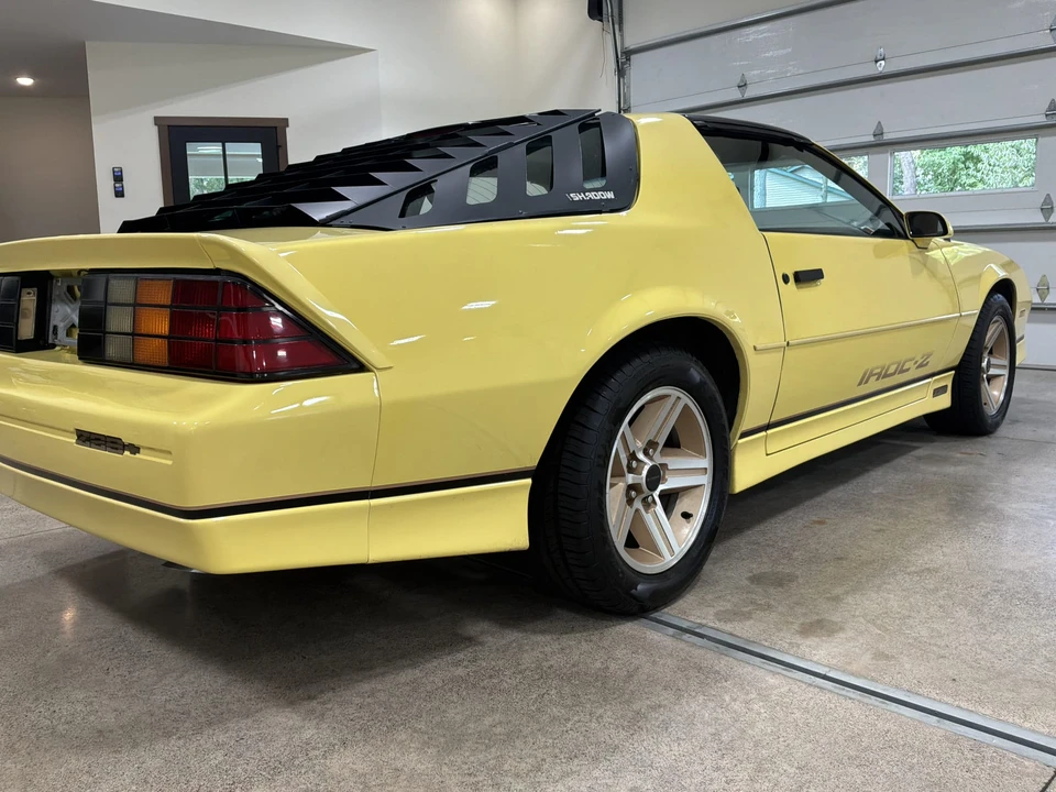 1986 Chevrolet Camaro IROC-Z & Z28 3rd Gen - Image 8 of 31