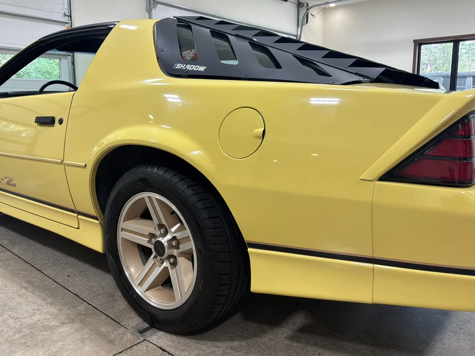 1986 Chevrolet Camaro IROC-Z & Z28 3rd Gen - Image 29 of 31