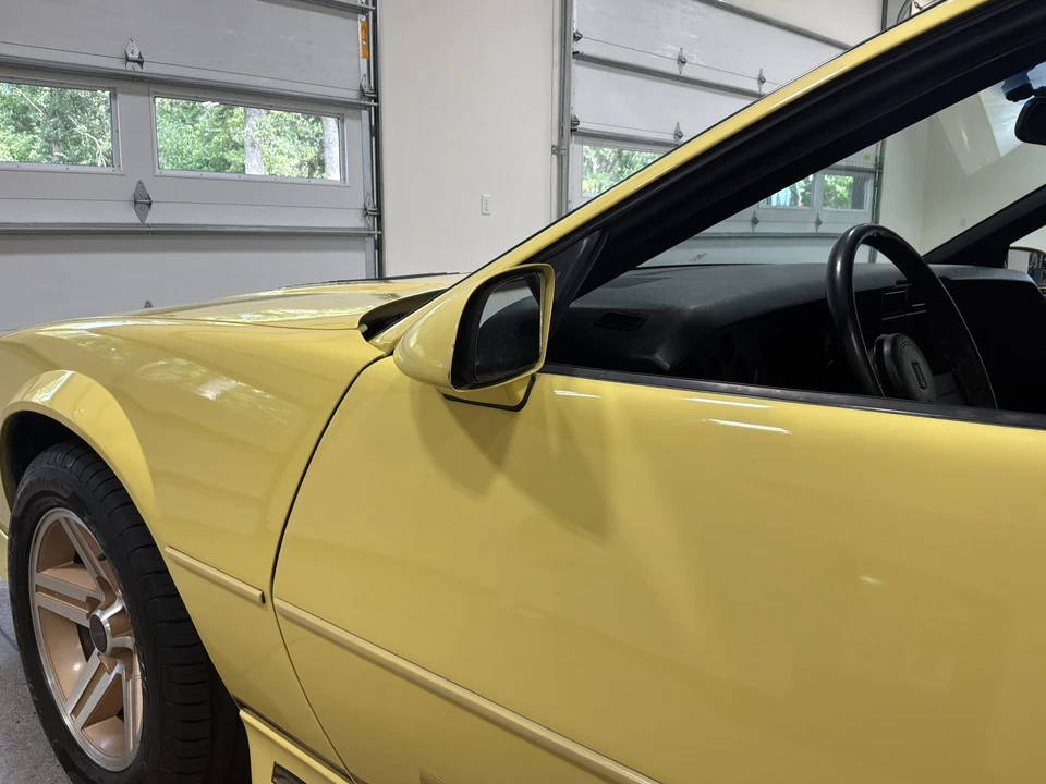1986 Chevrolet Camaro IROC-Z & Z28 3rd Gen - Image 27 of 31