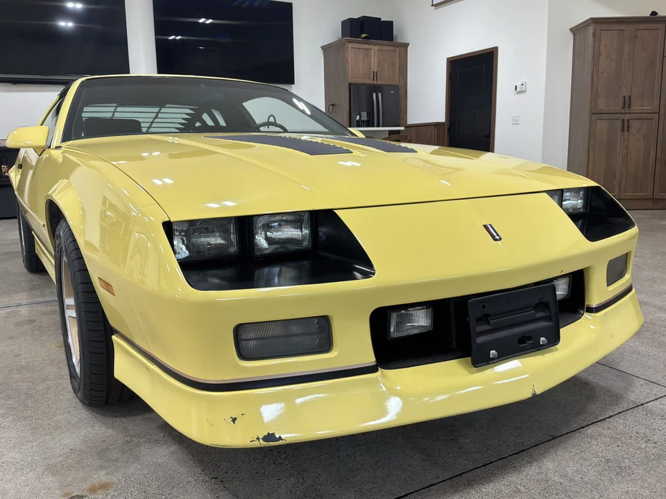 1986 Chevrolet Camaro IROC-Z & Z28 3rd Gen - Image 15 of 31