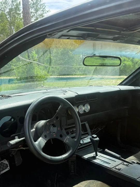1986 Chevrolet Camaro IROC-Z & Z28 3rd Gen - Image 6 of 8