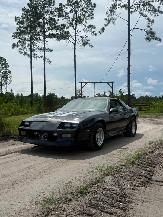 1986 Chevrolet Camaro IROC-Z & Z28 3rd Gen - Image 3 of 8
