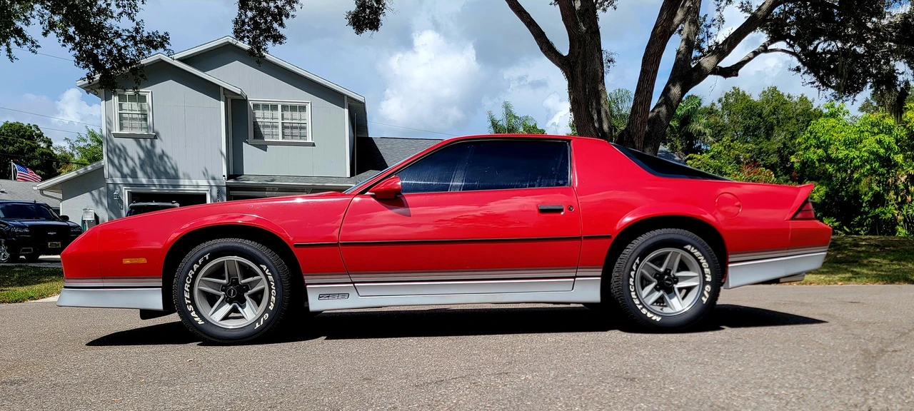 1986 Chevrolet Camaro IROC-Z & Z28 3rd Gen - Image 9 of 31