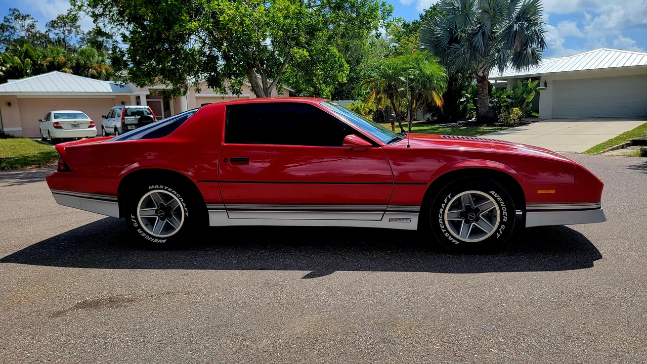 1986 Chevrolet Camaro IROC-Z & Z28 3rd Gen - Image 13 of 31