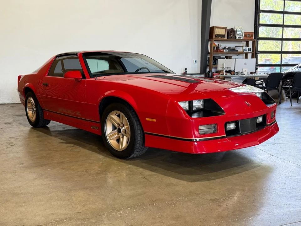 1986 Chevrolet Camaro IROC-Z & Z28 3rd Gen - Image 3 of 31
