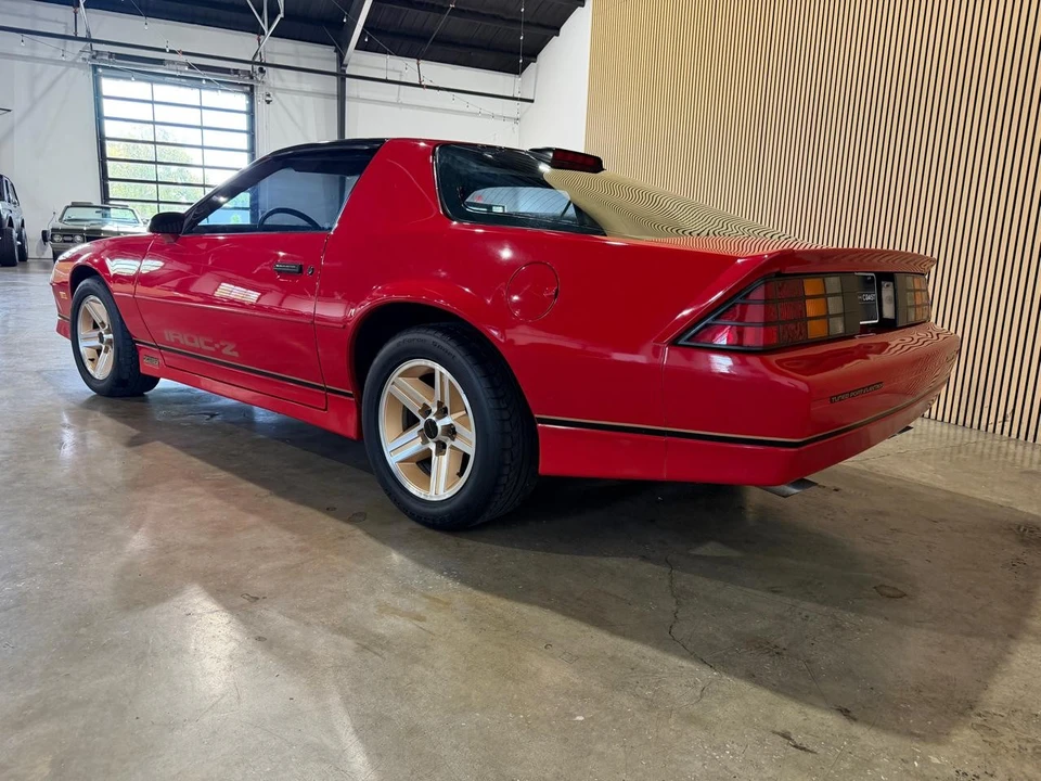 1986 Chevrolet Camaro IROC-Z & Z28 3rd Gen - Image 24 of 31