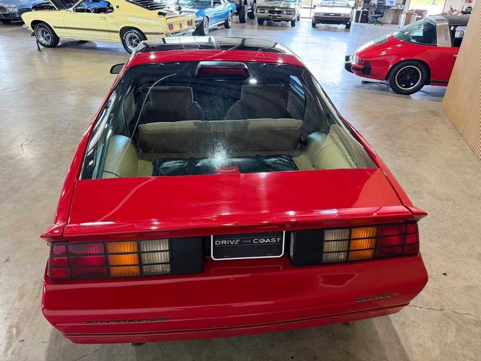 1986 Chevrolet Camaro IROC-Z & Z28 3rd Gen - Image 17 of 31