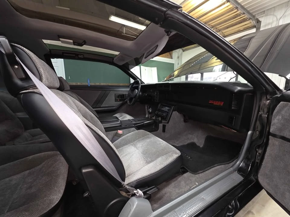 1986 Chevrolet Camaro 3rd Gen - Image 7 of 10