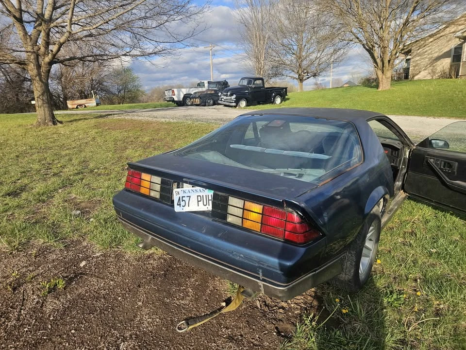 1986 Chevrolet Camaro 3rd Gen - Image 3 of 8