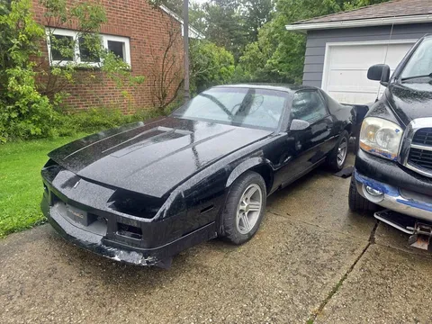 1986 Chevrolet Camaro Z/28 Coupe 2D