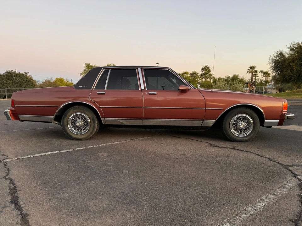 1986 Chevrolet Caprice - Image 13 of 31