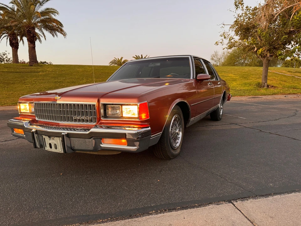 1986 Chevrolet Caprice - Image 7 of 31